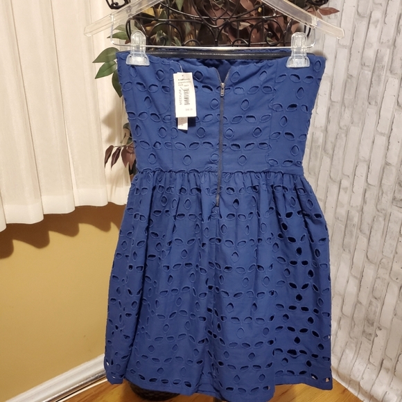 AQUA BLOOMINGDALE'S EYELET NAVY DRESS SIZE M - Picture 5 of 11